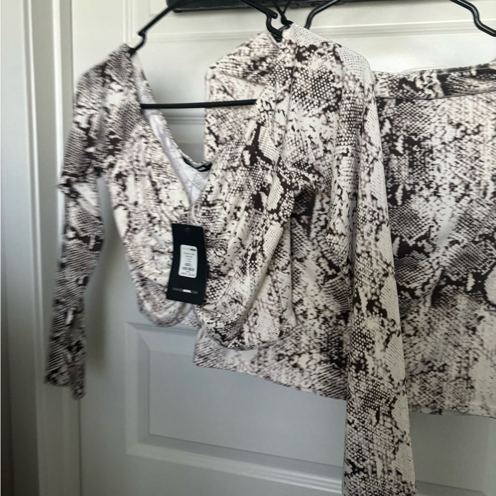 Cream snake two piece set